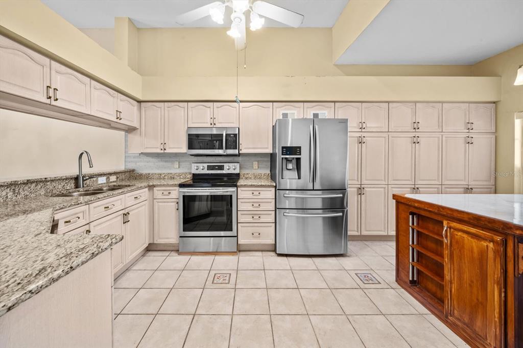 2788 Country Way Clearwater, FL 33763 - Photo 11 of 42
