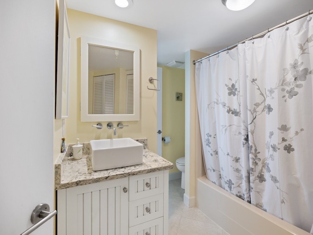 9612 Riverside Drive, Unit 302 Sebastian, FL 32958 - Photo 14 of 28 Gallery Image 14
