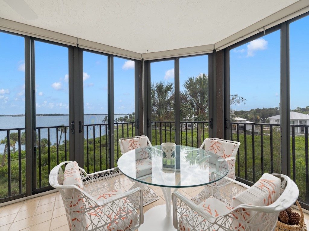 9612 Riverside Drive, Unit 302 Sebastian, FL 32958 - Photo 8 of 28 Gallery Image 8