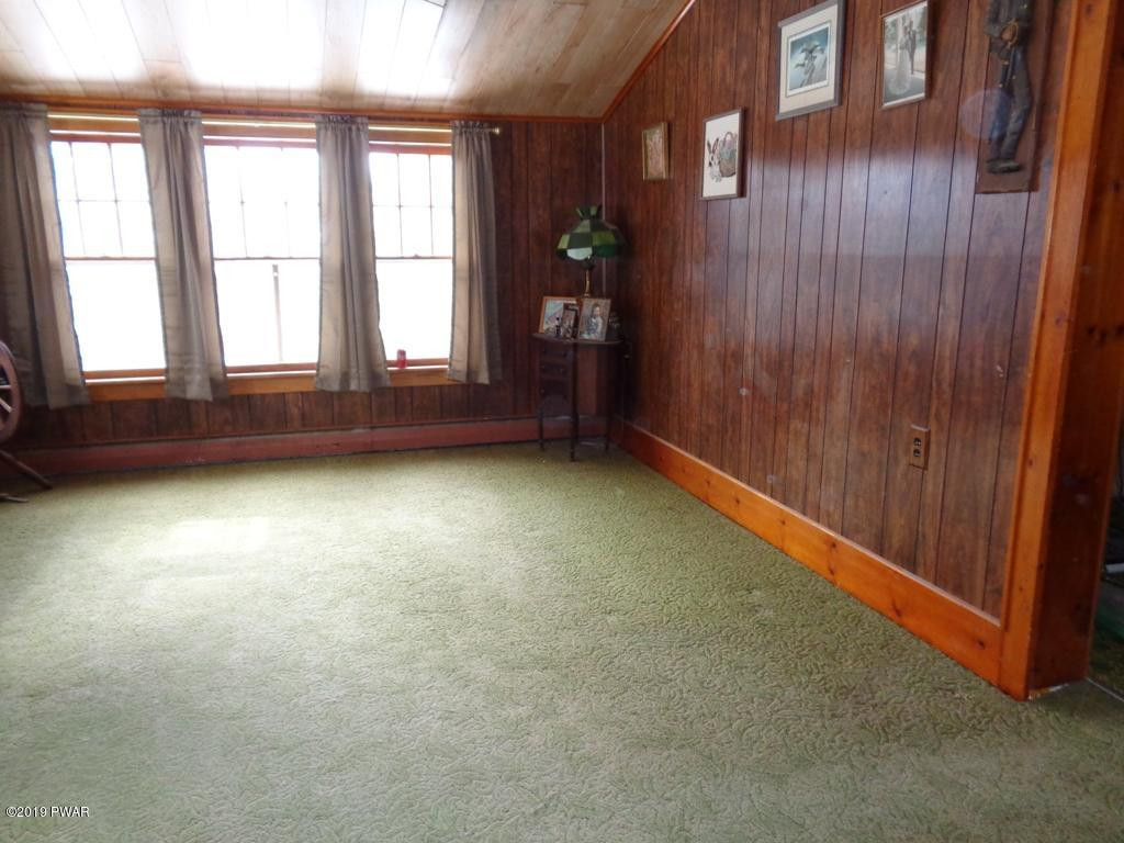 458 Rowland Road Greeley, PA 18425 - Photo 13 of 51 Living Room 2 Addtl View