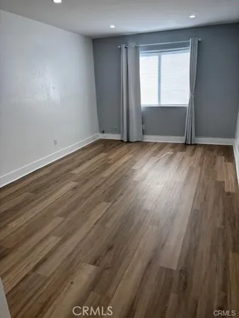 $2,450 | 18530 Hatteras Street, Unit 326, Tarzana, CA 91356