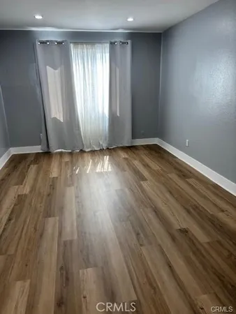 $2,450 | 18530 Hatteras Street, Unit 326, Tarzana, CA 91356