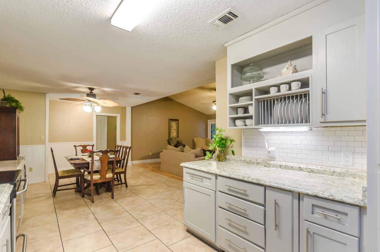 4832 Midas Road Pensacola, FL 32526 - Photo 16 of 50 Gallery Image 16