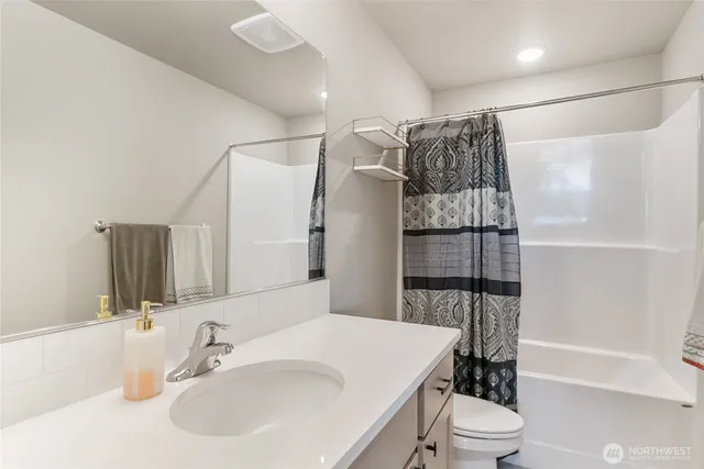 $485,000 | 707 I Street Northeast, Quincy, WA 98848