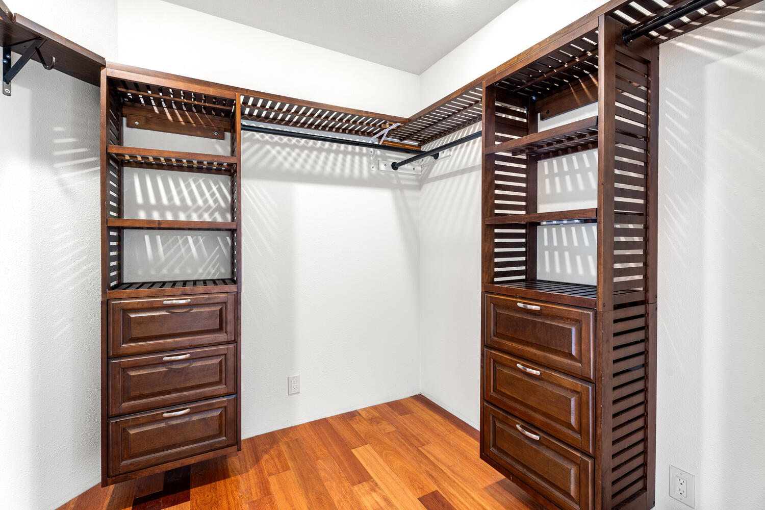 79-1145 Kao Road Holualoa, HI 96725 - Photo 15 of 30 a view of walk in closet with clothes and shoes