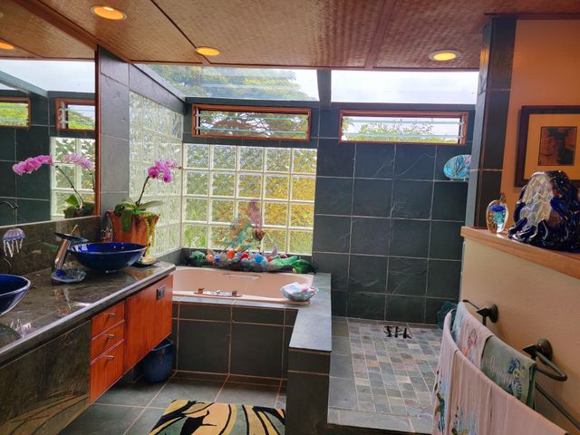 $1,599,999 | 78-6928 Walua Road, Kailua-Kona, HI 96740