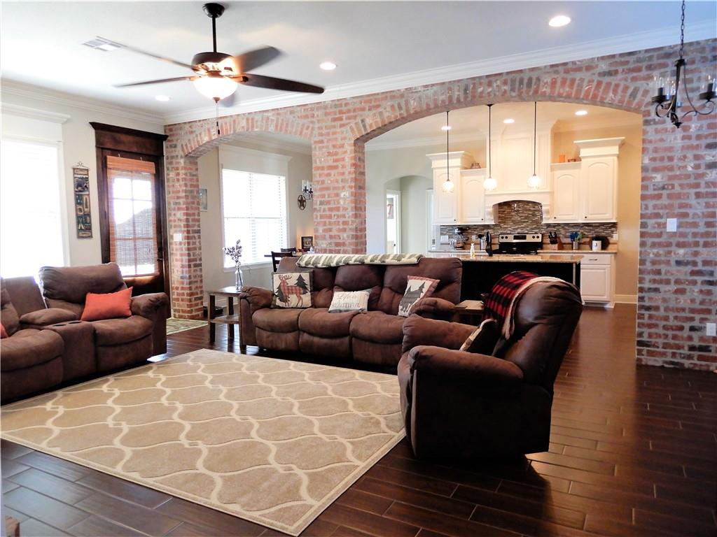613 Cedar Ridge Street Iowa, LA 70647 - Photo 8 of 50 Gallery Image 8