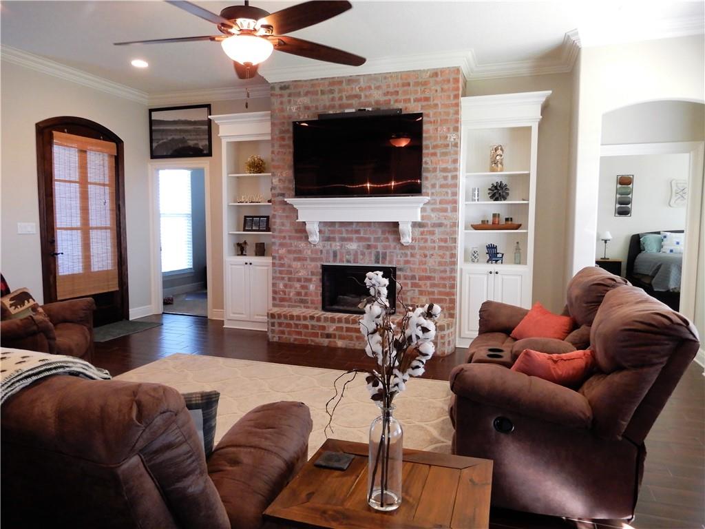 613 Cedar Ridge Street Iowa, LA 70647 - Photo 10 of 50 Gallery Image 10