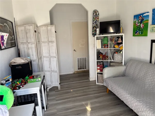 $129,000 | 9080 Bloomfield Avenue, Unit 209, Lakewood, CA 90630