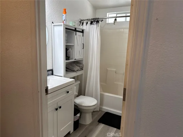 $129,000 | 9080 Bloomfield Avenue, Unit 209, Lakewood, CA 90630