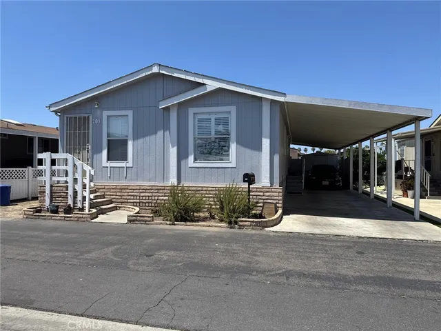 $129,000 | 9080 Bloomfield Avenue, Unit 209, Lakewood, CA 90630