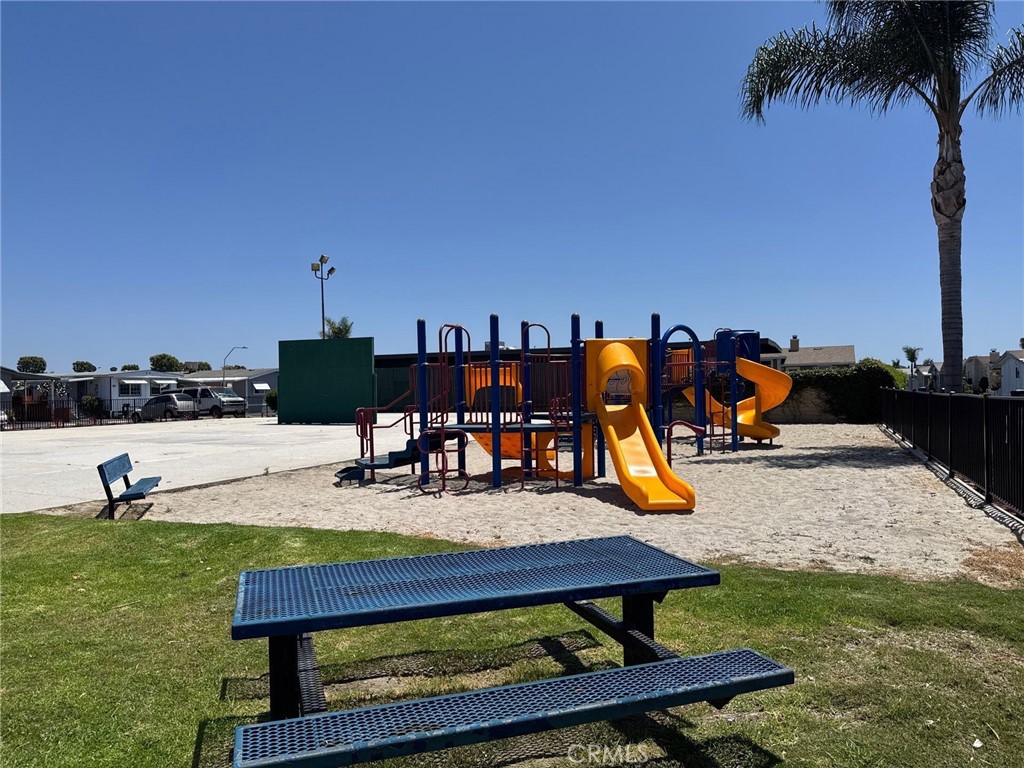 9080 Bloomfield Avenue, Unit 209 Lakewood, CA 90630 - Photo 36 of 39