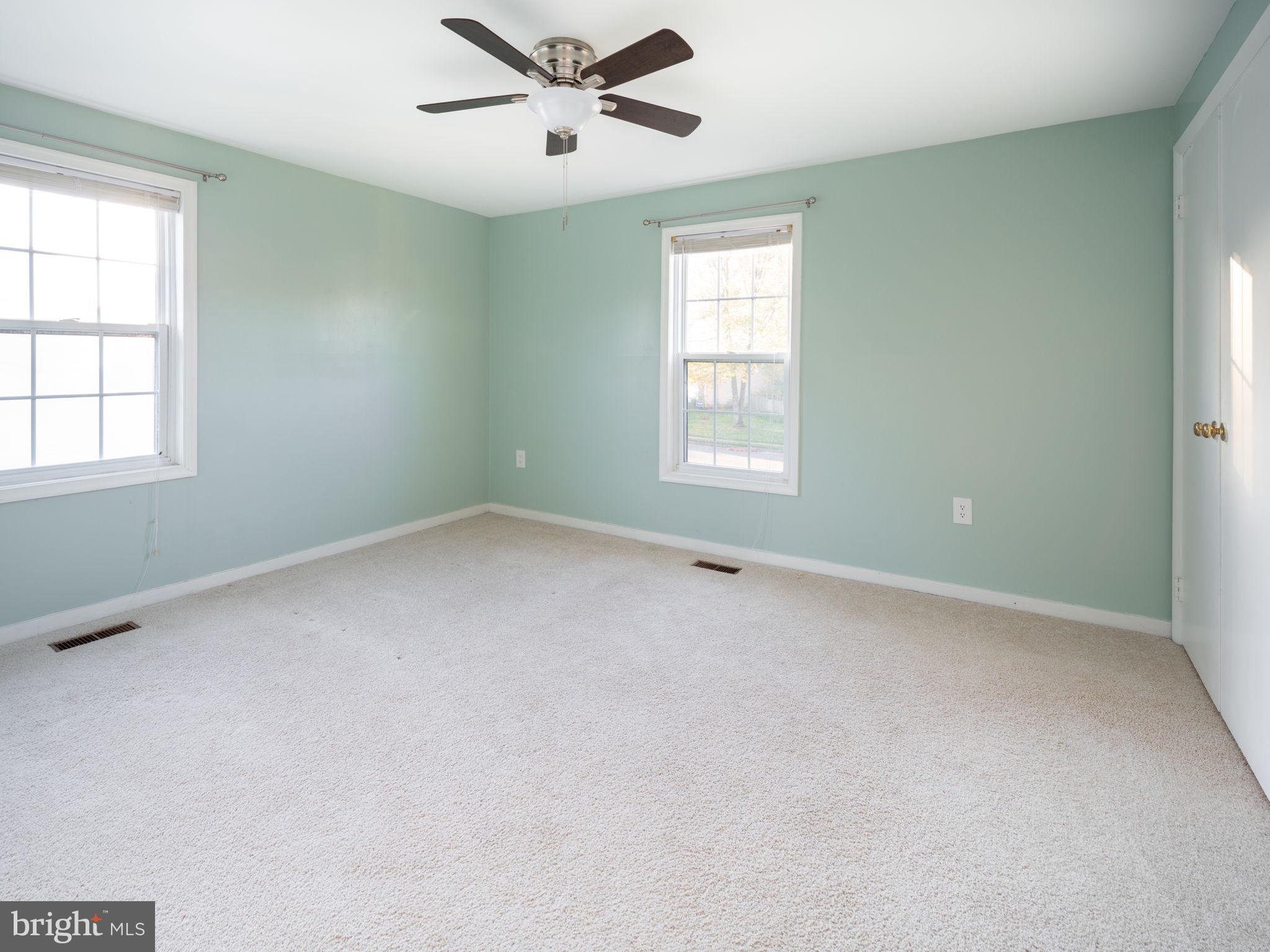 9526 Burning Branch Road Burke, VA 22015 - Photo 12 of 26 Gallery Image 12
