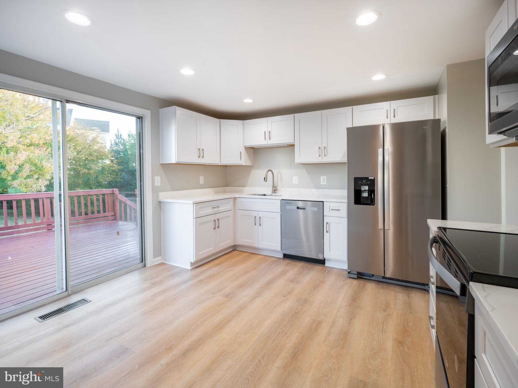 9526 Burning Branch Road Burke, VA 22015 - Photo 3 of 26 Gallery Image 3
