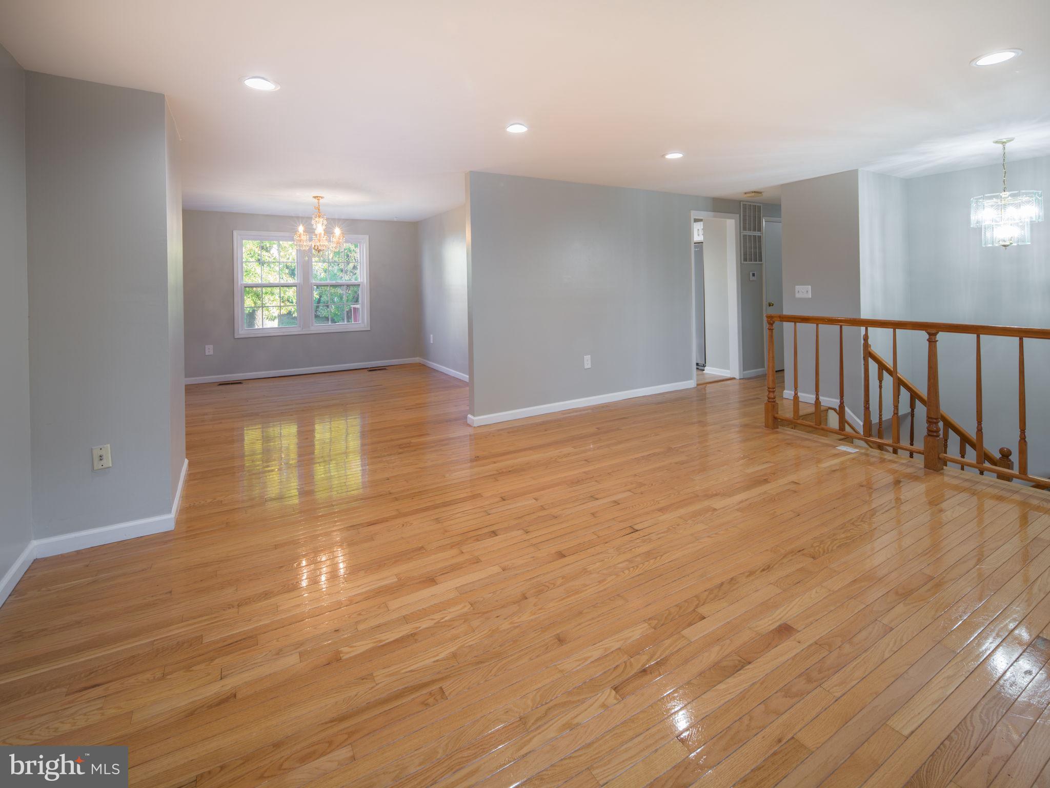 9526 Burning Branch Road Burke, VA 22015 - Photo 7 of 26 Gallery Image 7