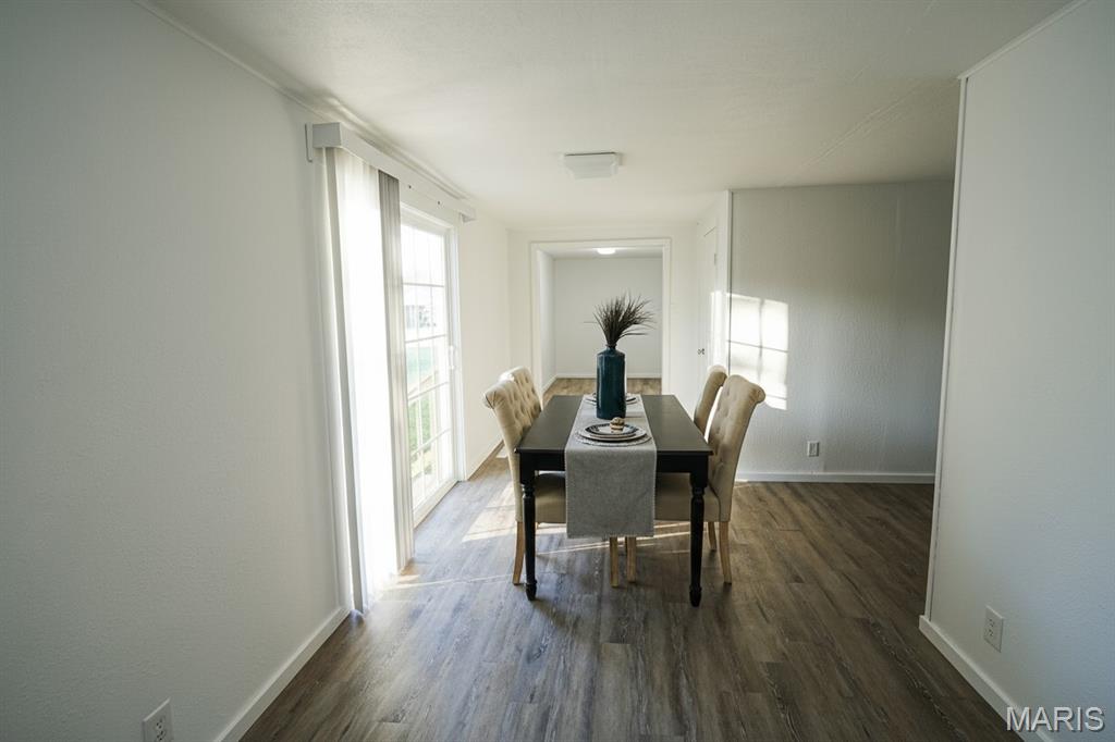 211 South Lake Street Mount Olive, IL 62069 - Photo 6 of 14