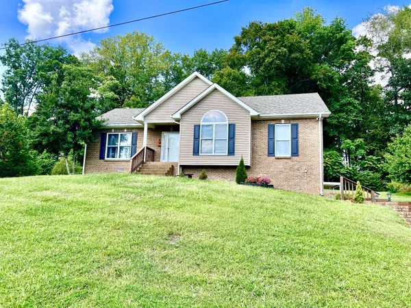 $355,000 | 2312 Woodmont Drive, Springfield, TN 37172