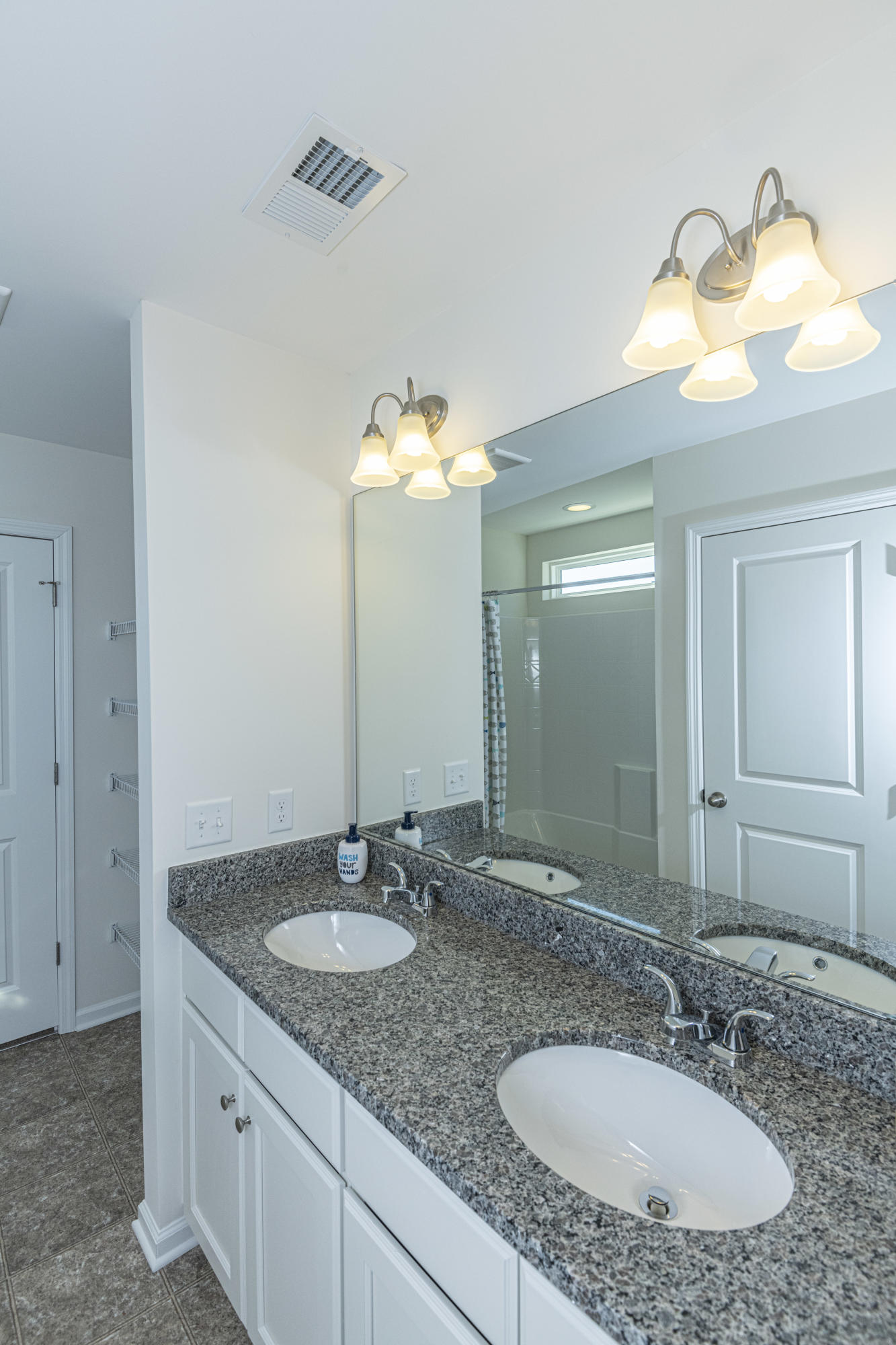 184 Woodward Road, Unit 102 Goose Creek, SC 29445 - Photo 22 of 30 DSC_4063