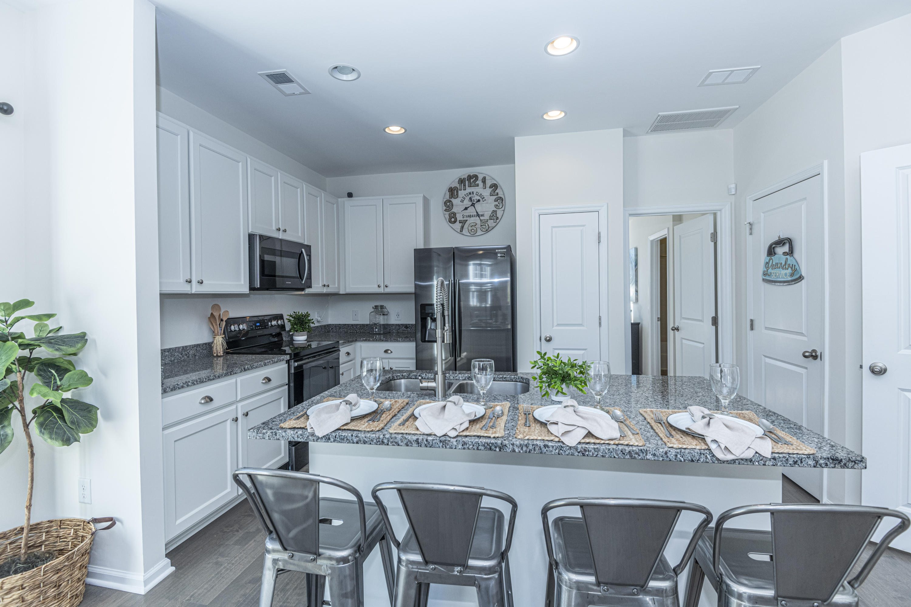 184 Woodward Road, Unit 102 Goose Creek, SC 29445 - Photo 8 of 30 DSC_4040
