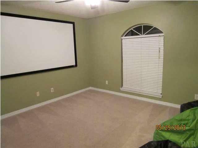8201 Riverside Landing Way Navarre, FL 32566 - Photo 12 of 24 Gallery Image 12