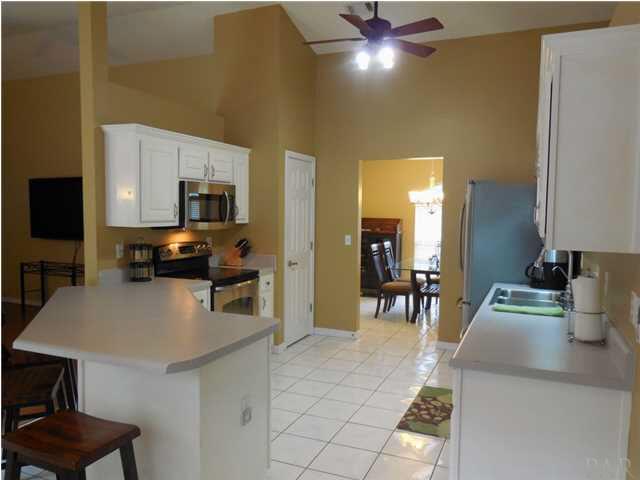 8201 Riverside Landing Way Navarre, FL 32566 - Photo 4 of 24 Gallery Image 4