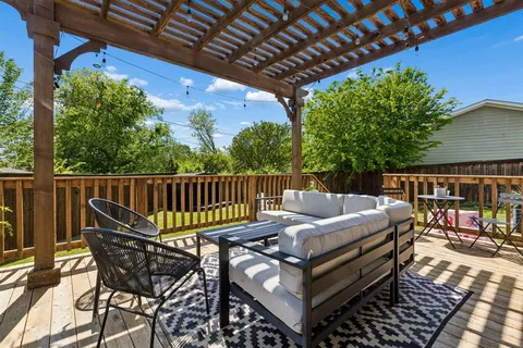 $415,000 | 13936 Charcoal Lane, Farmers Branch, TX 75234