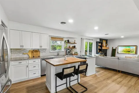 $415,000 | 13936 Charcoal Lane, Farmers Branch, TX 75234