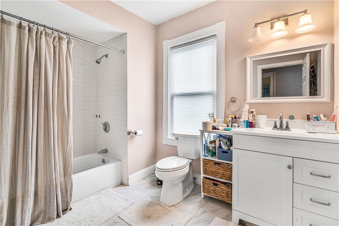 124 Brook Street Woonsocket, RI 02895 - Photo 12 of 23