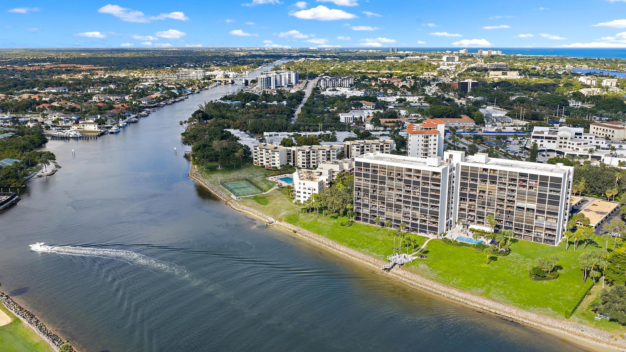 356 Golfview Road, Unit 805 North Palm Beach, FL 33408 - Photo 27 of 29 a view of city with ocean