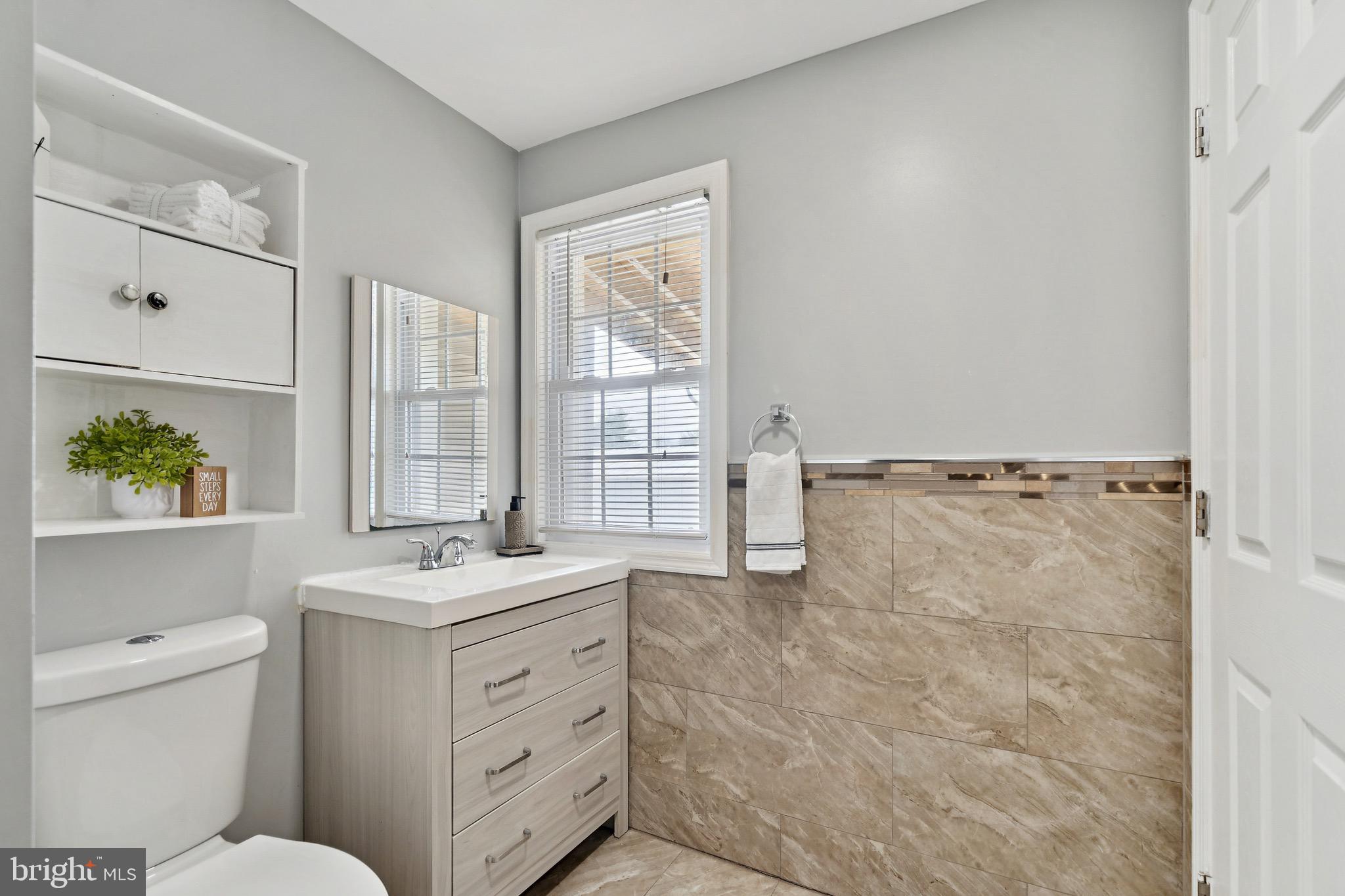 216 Almonesson Road Blackwood, NJ 08012 - Photo 12 of 19 2 of 2 Full baths