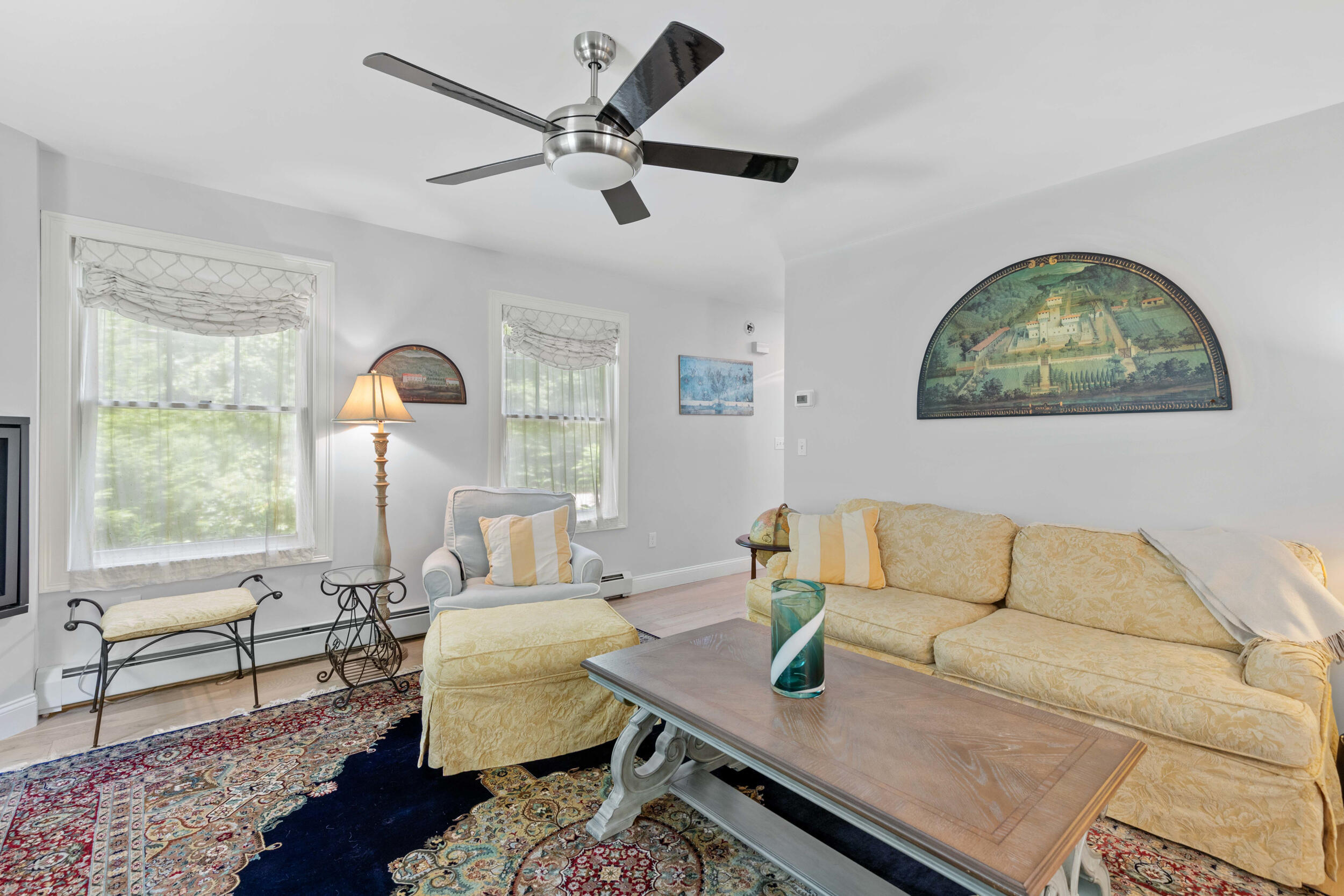 49 Hadlock Road Falmouth, ME 04105 - Photo 12 of 40 Bright living room