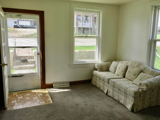 $99,000 | 236 South Hickory Street, Galena, IL 61036