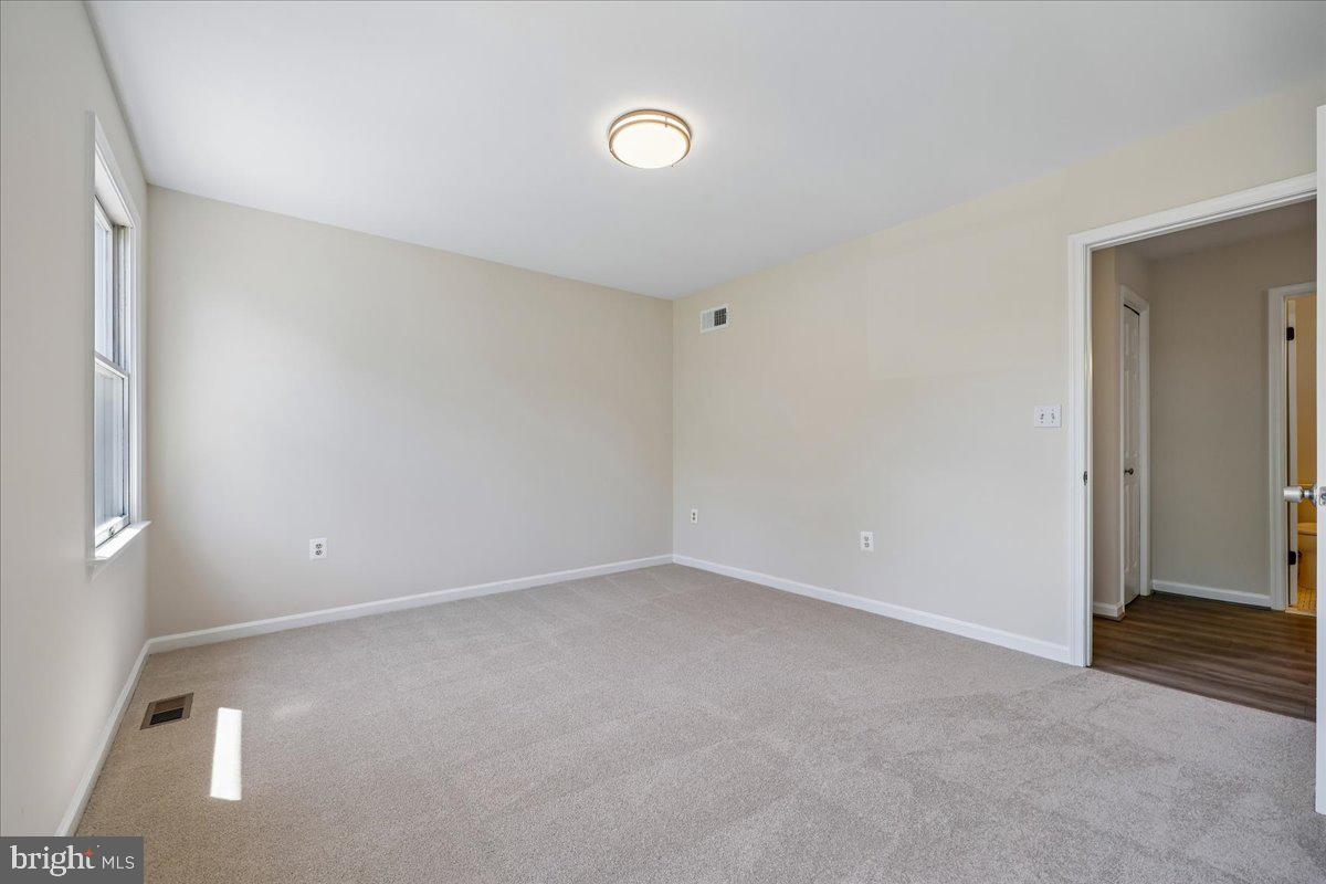 6648 Wind Ridge Road Mount Airy, MD 21771 - Photo 33 of 61
