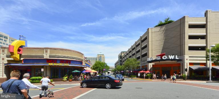 12000 Market Street, Unit 128 Reston, VA 20190 - Photo 18 of 25 Uncle Julio, Jacksons, Big Bowl in RTC