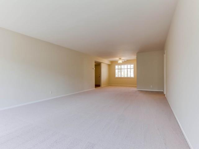 2352 Torrey Pines Road, Unit 7 La Jolla, CA 92037 - Photo 8 of 25 Living Room toward dining Area