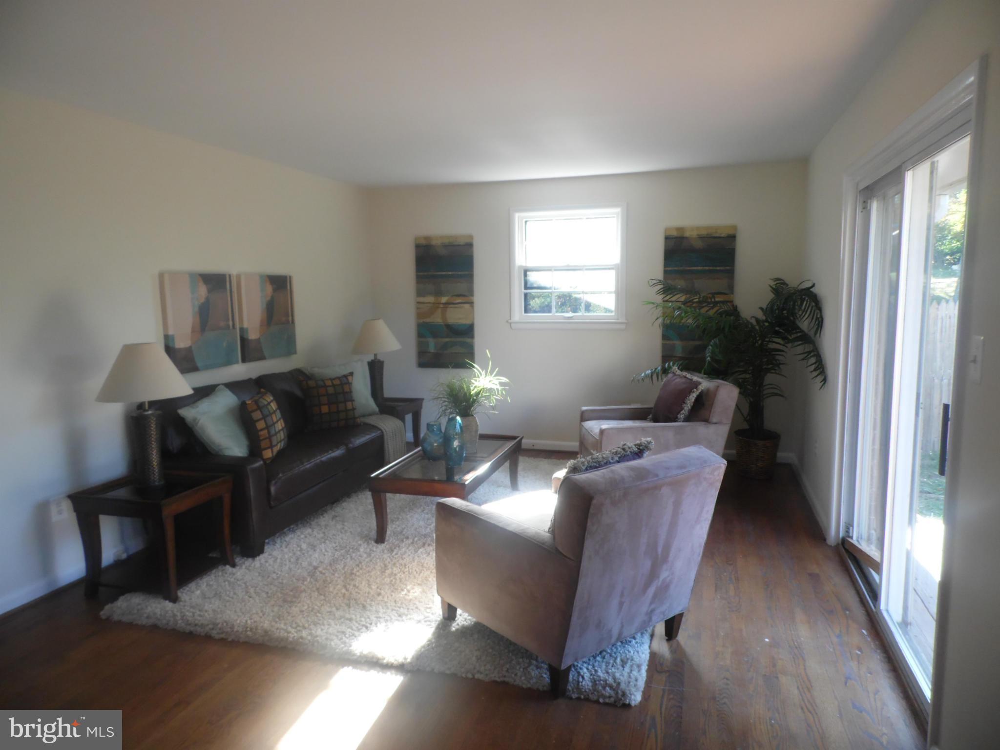 408 Greer Avenue Silver Spring, MD 20901 - Photo 1 of 29 Living Room
