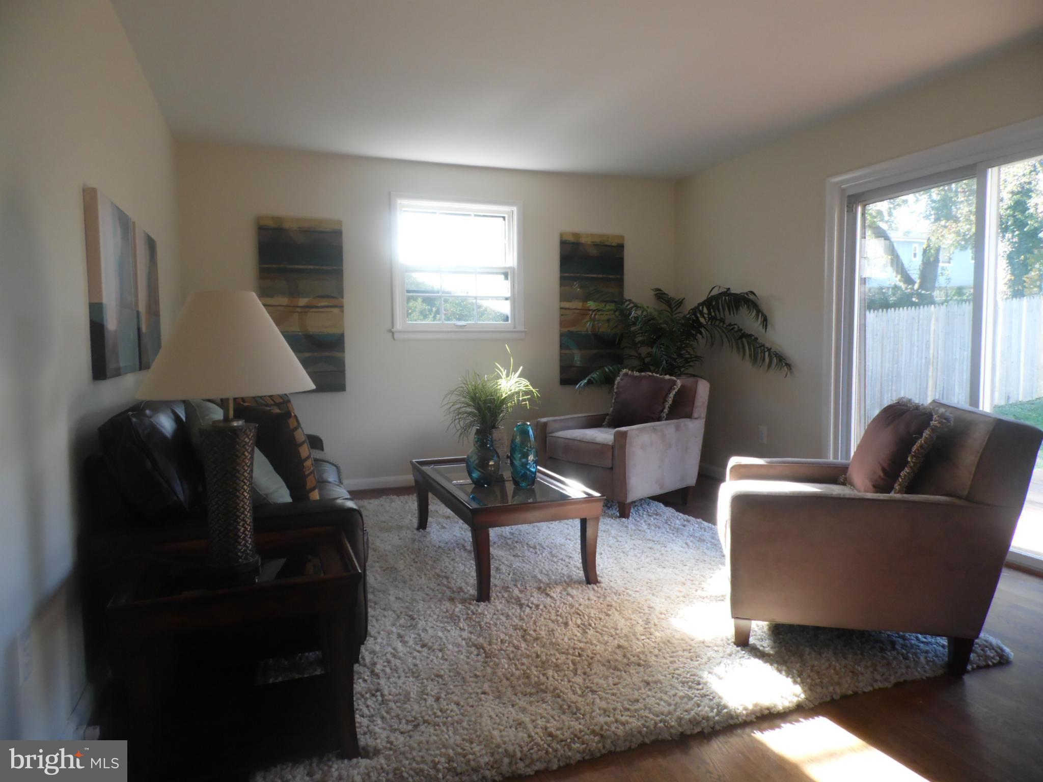 408 Greer Avenue Silver Spring, MD 20901 - Photo 8 of 29 Living Room #2