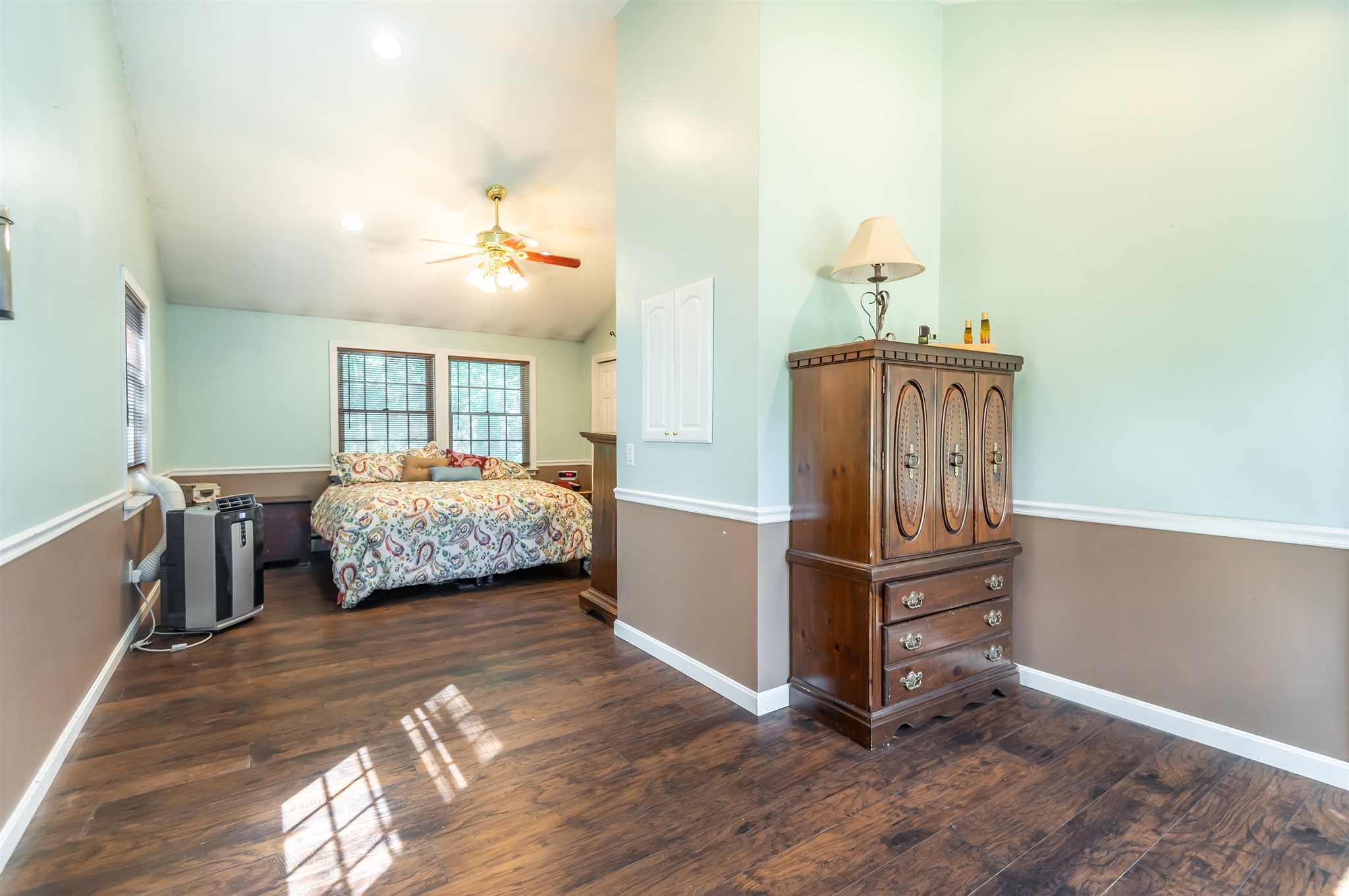 16 Westgate Road Derry, NH 03038 - Photo 13 of 26