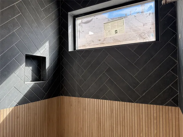 $2,400,000 | 1606 Hazard Street, Houston, TX 77019