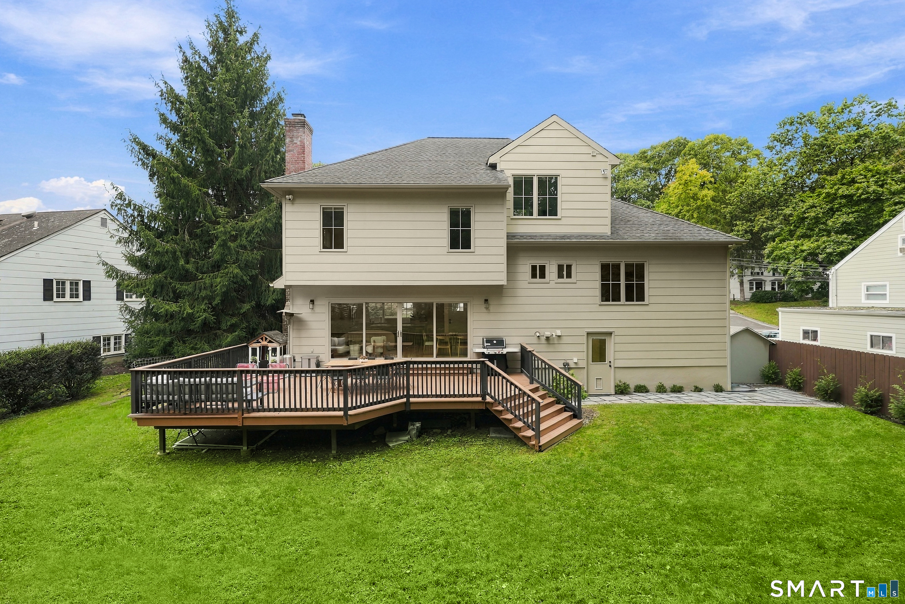38 Amherst Road Greenwich, CT 06870 - Photo 6 of 39 Gallery Image 6