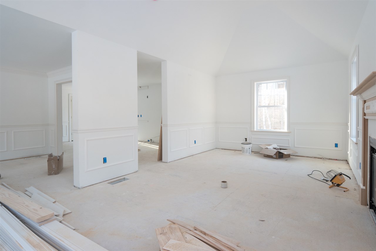 42 Windsor Road, Unit 48 Epsom, NH 03234 - Photo 14 of 36 Gallery Image 14