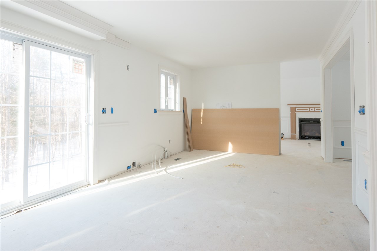 42 Windsor Road, Unit 48 Epsom, NH 03234 - Photo 19 of 36 Gallery Image 19