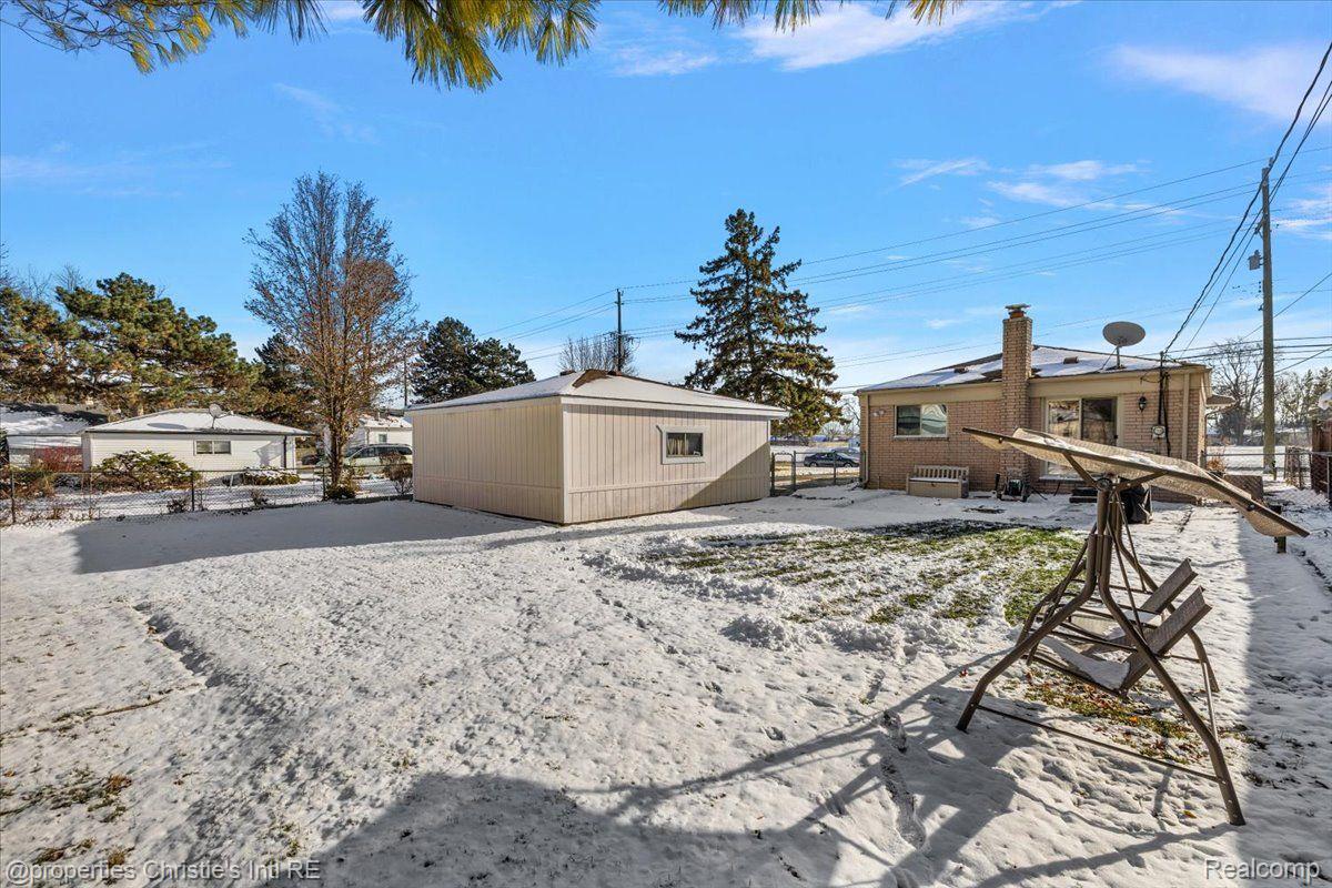 13845 Frazho Road Warren, MI 48089 - Photo 23 of 24 Gallery Image 23