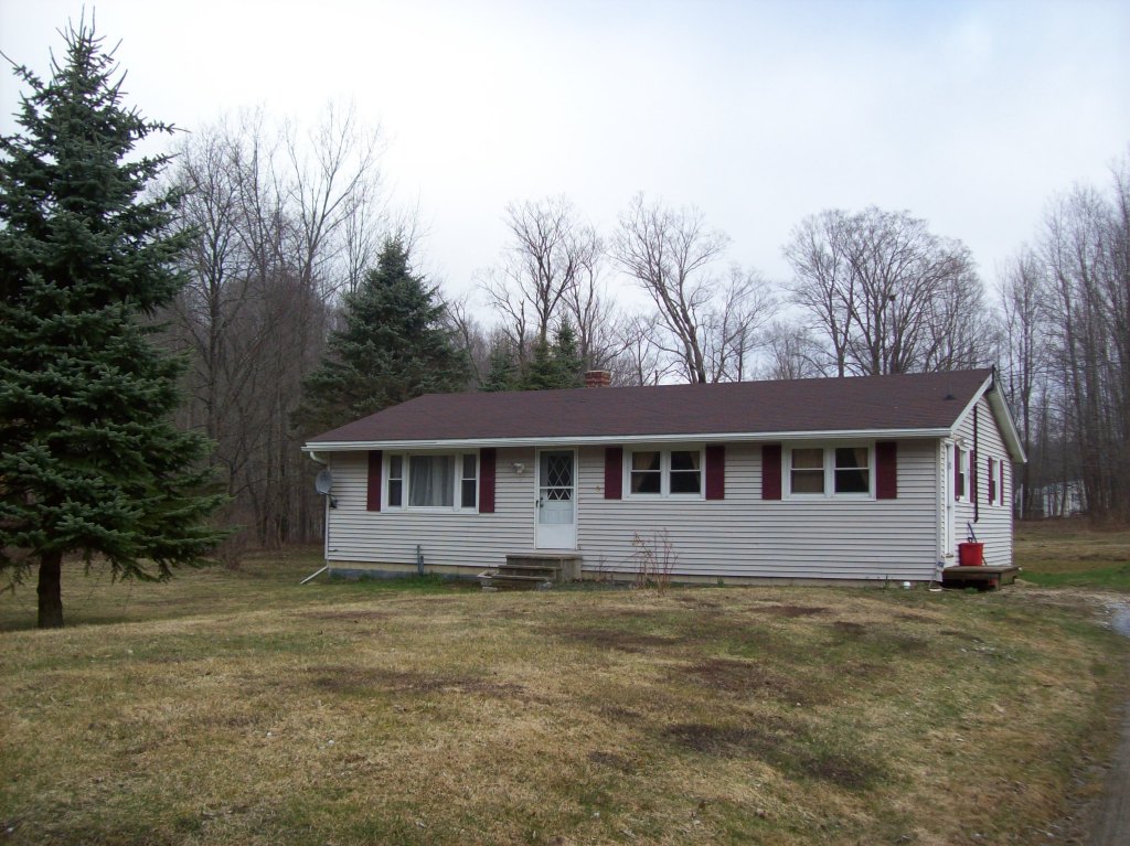 20 Bailey Road Lanesborough, MA 01237 - Photo 2 of 11 Baileyfront