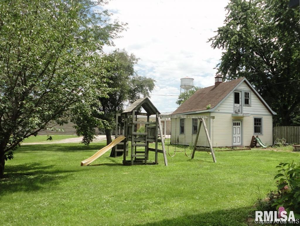224 West 1st Street Assumption, IL 62510 - Photo 2 of 7 Gallery Image 2