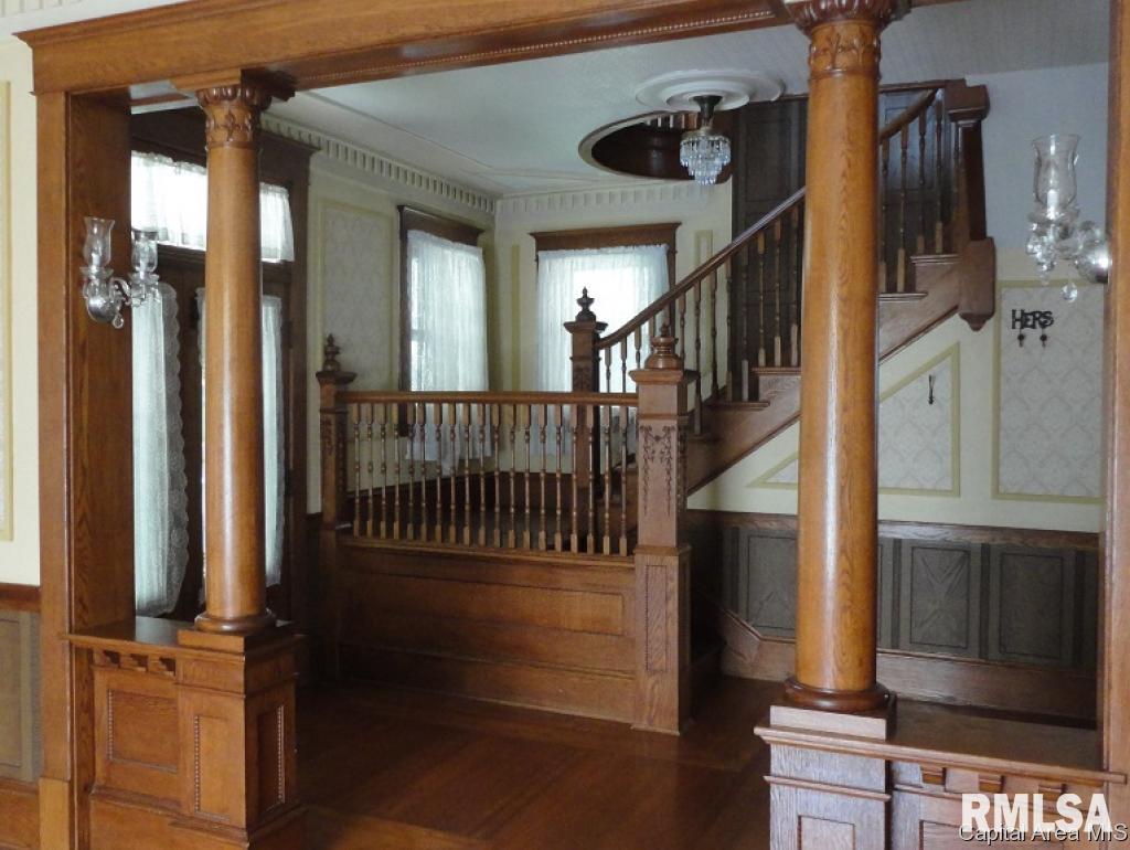 224 West 1st Street Assumption, IL 62510 - Photo 3 of 7 Gallery Image 3