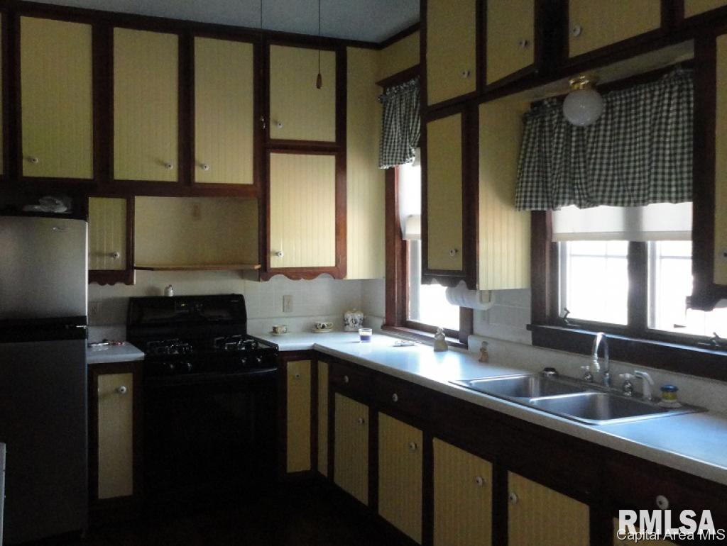 224 West 1st Street Assumption, IL 62510 - Photo 6 of 7 Gallery Image 6