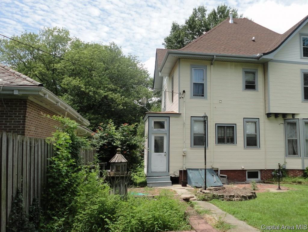 224 West 1st Street Assumption, IL 62510 - Photo 7 of 7 Gallery Image 7