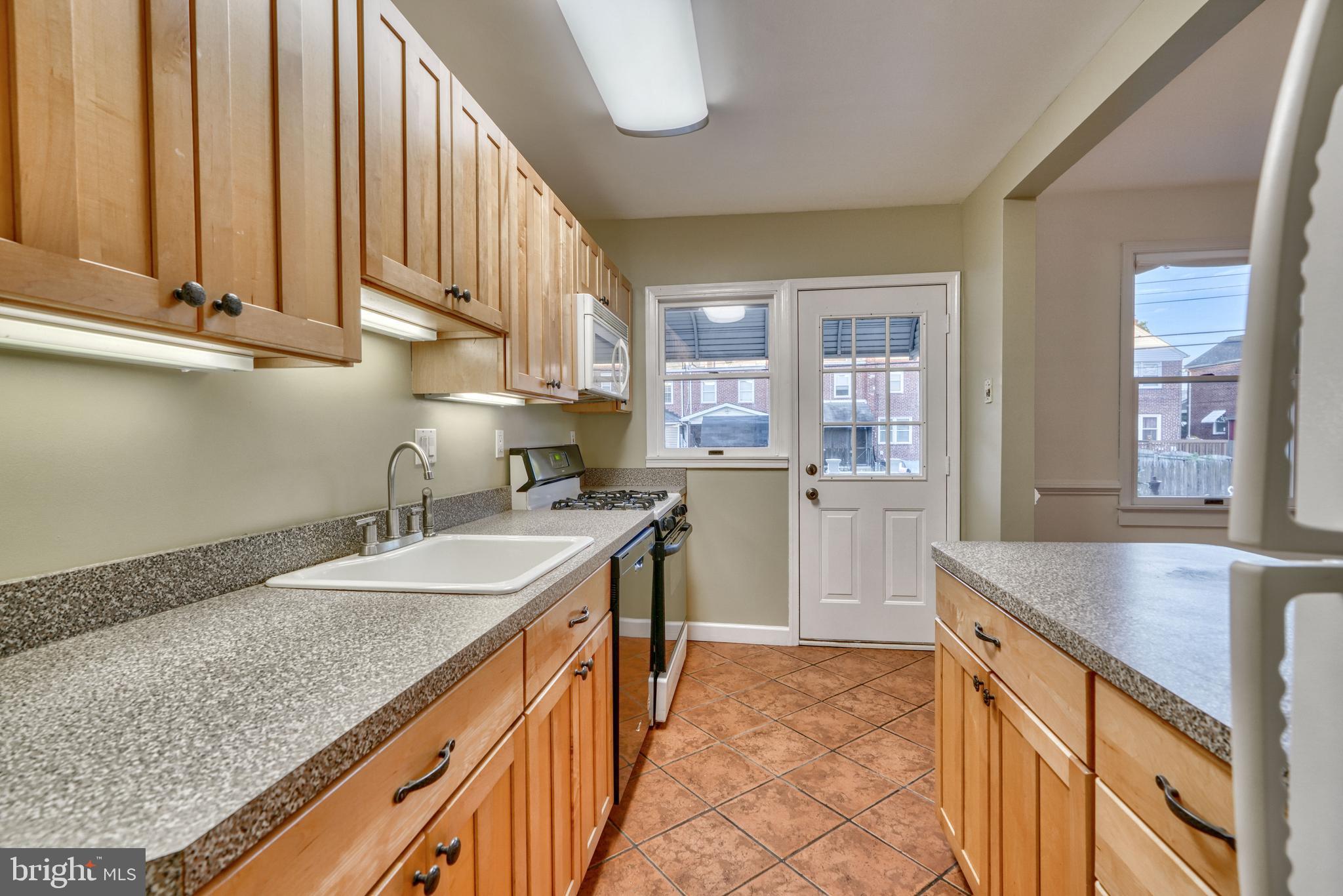8335 Edgedale Road Parkville, MD 21234 - Photo 18 of 37 Gallery Image 18
