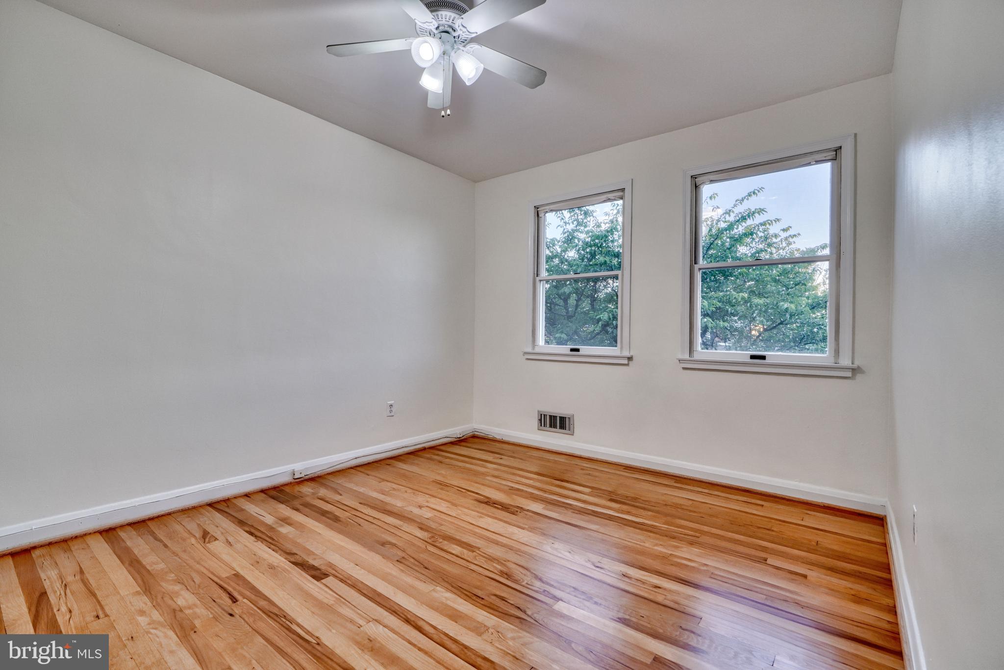 8335 Edgedale Road Parkville, MD 21234 - Photo 26 of 37 Gallery Image 26